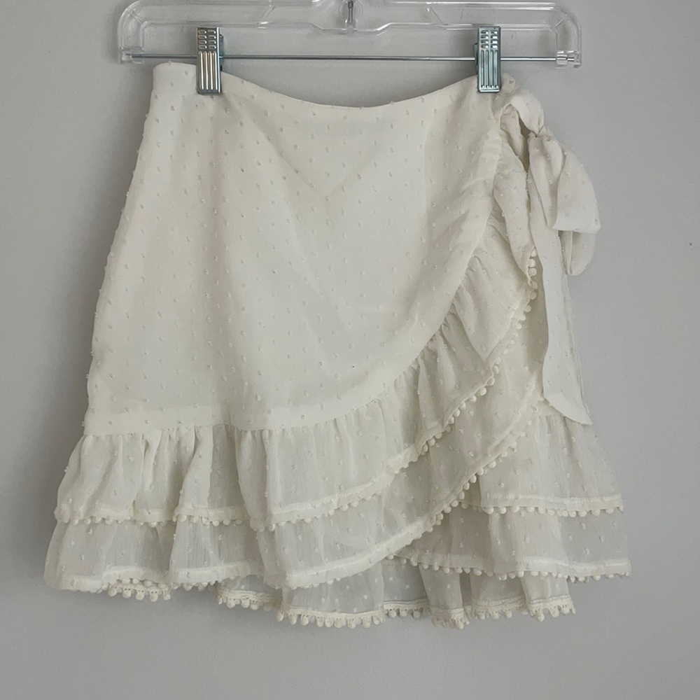 Tobi white mini skirt